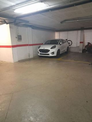 Garaje en venta en Mestral en Reus