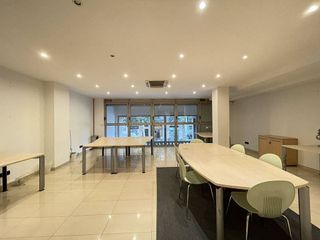 Oficina en alquiler en Sant Antoni en Barcelona