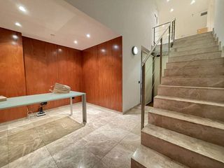 Oficina en alquiler en Sant Antoni en Barcelona