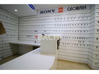 Local comercial en alquiler en Santa Clara-Caputxins-Hospital en Vic