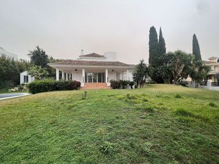 Chalet en alquiler en Puerto Banús en Marbella