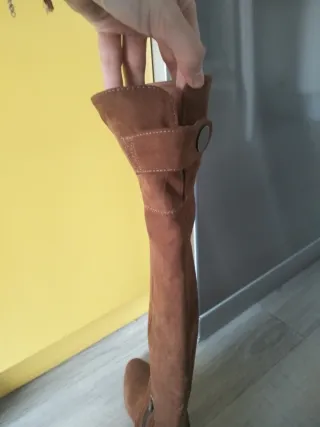 Botas altas camel ante