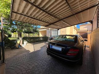 Chalet en venta en Núcleo Urbano en Chiclana de la Frontera