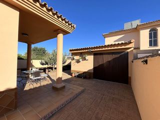 Chalet en venta en Núcleo Urbano en Chiclana de la Frontera