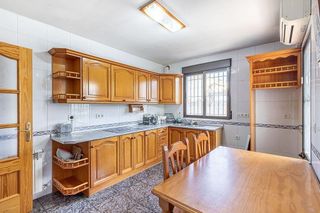 Chalet en venta en Ogíjares