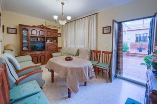 Casa adosada en venta en Casco Antiguo en Mairena del Aljarafe