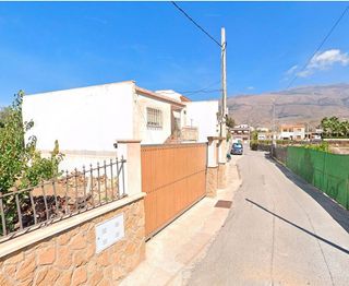 Chalet en venta en Berja