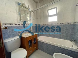 Casa adosada en venta en Andújar