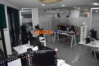 Oficina en alquiler en La Goleta - San Felipe Neri en Málaga