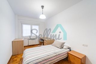 Piso en alquiler en Parque del Oeste - Olivares en Oviedo