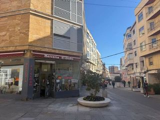 Local comercial en alquiler en Centro en Puertollano
