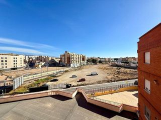 Piso en alquiler en San Luis en Almería
