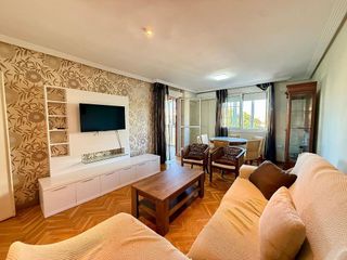 Piso en alquiler en San Luis en Almería