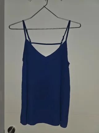 Top de tirantes azul