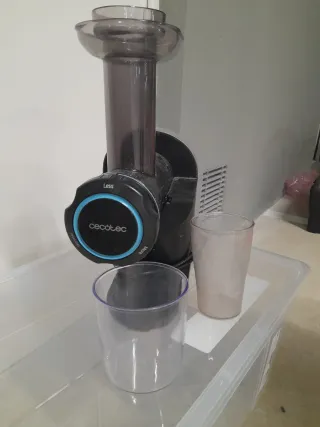 Exprimidor de zumo Cecotec