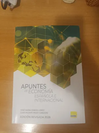 Libro Economía española e internacional