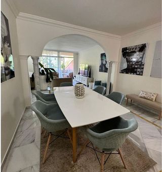 Piso en venta en Nueva Andalucía centro en Marbella