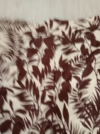 Pantalón estampado floral mujer