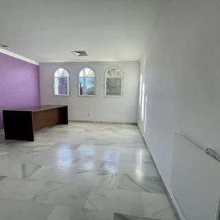 Oficina en venta en Los Naranjos - Las Brisas en Marbella