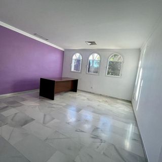 Oficina en venta en Los Naranjos - Las Brisas en Marbella