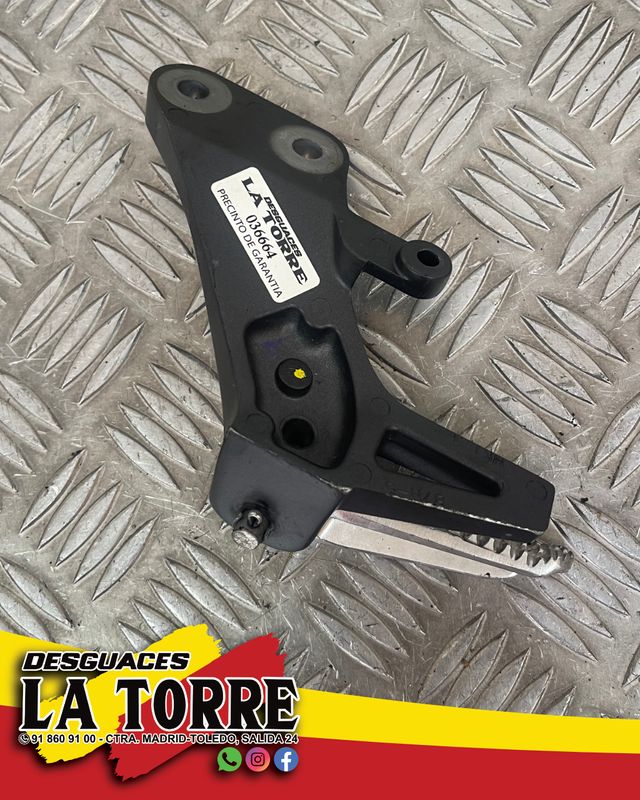 Estribera pasajero Yamaha MT-09 SP