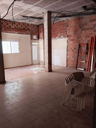 Local comercial en venta en Padre Jaime - Los Cabos en Sagunto