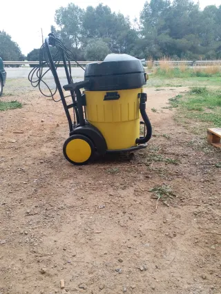 Karcher NT 702 Aspirador Industrial