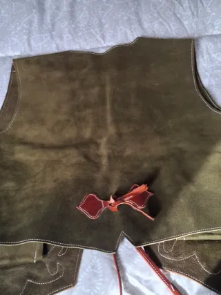 Chaleco cartujano ante y piel