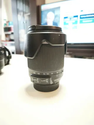 Obiettivo Tamron 18-200mm f/3.5-6.3 per Nikon F