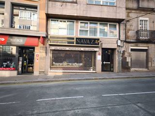 Local comercial en venta en Lalín