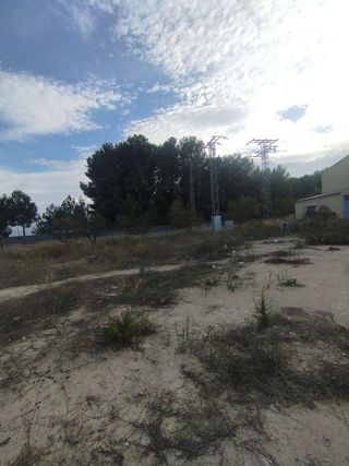 Nave industrial en venta en Bullas