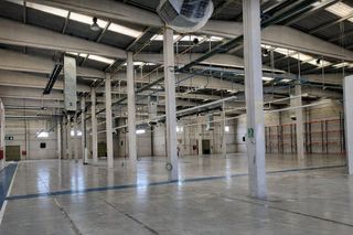 Nave industrial en alquiler en Abrera