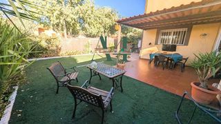 Casa adosada en venta en Mejostilla en Cáceres