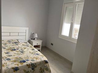 Chalet en alquiler en Ciudad Jardín - Tagarete - El Zapillo en Almería