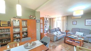 Casa adosada en venta en Colores - Entreparques en Sevilla