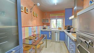 Casa adosada en venta en Colores - Entreparques en Sevilla