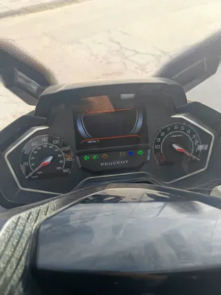 Peugeot Pulsión RS 125cc Maxi Scooter