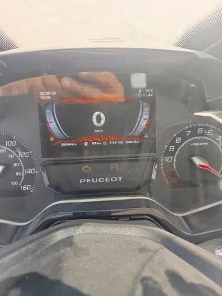 Peugeot Pulsión RS 125cc Maxi Scooter