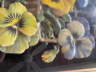 Cuadro flores porcelana relieve años 50