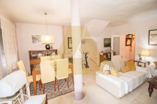 Casa pareada en venta en Gelves