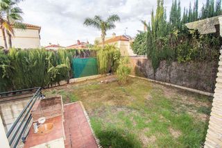 Casa pareada en venta en Gelves