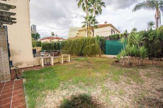 Casa pareada en venta en Gelves