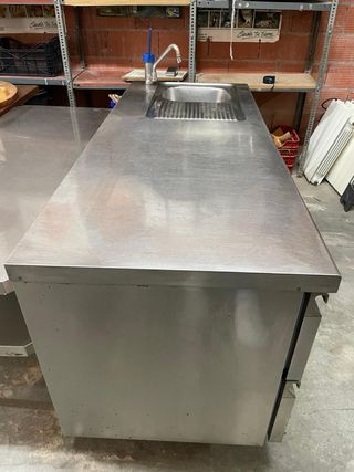 Mesa Refrigerada Profesional 1.80m Cajones