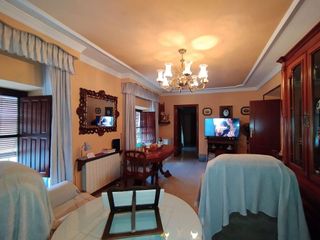 Casa pareada en venta en Tomelloso