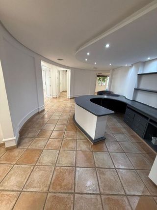 Local comercial en alquiler en San Pedro de Alcántara pueblo en Marbella