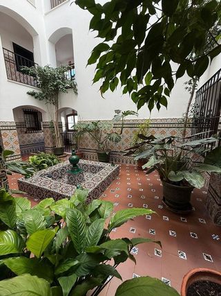 Local comercial en alquiler en San Pedro de Alcántara pueblo en Marbella