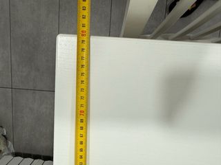 Mesa de comedor blanca