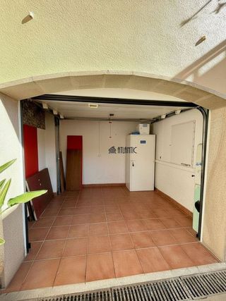 Casa adosada en venta en Lavadores en Vigo
