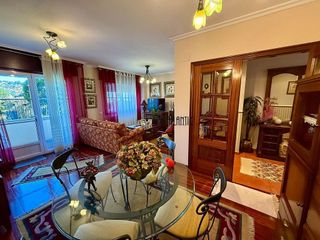 Casa adosada en venta en Lavadores en Vigo