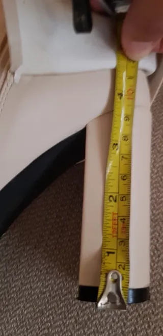 Botas altas beige y negras